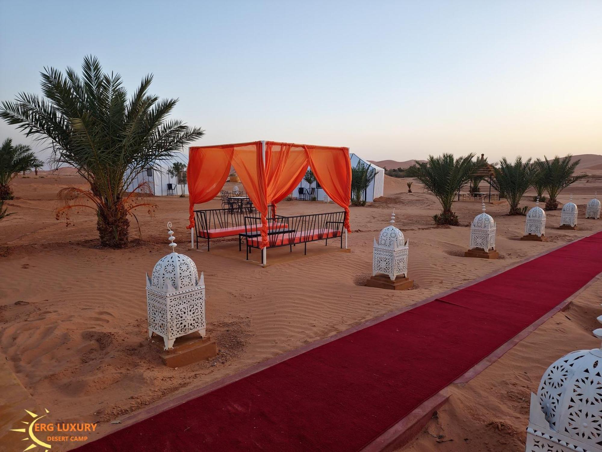 Hotel Dounia Luxury Camp à Merzouga Extérieur photo