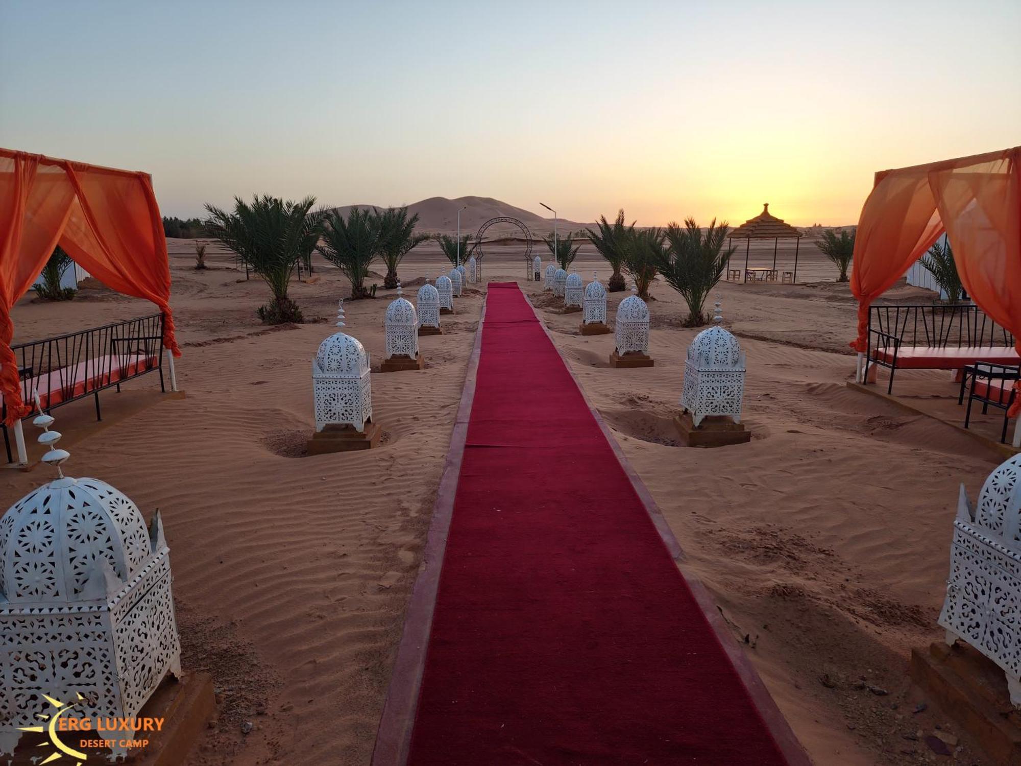 Hotel Dounia Luxury Camp à Merzouga Extérieur photo