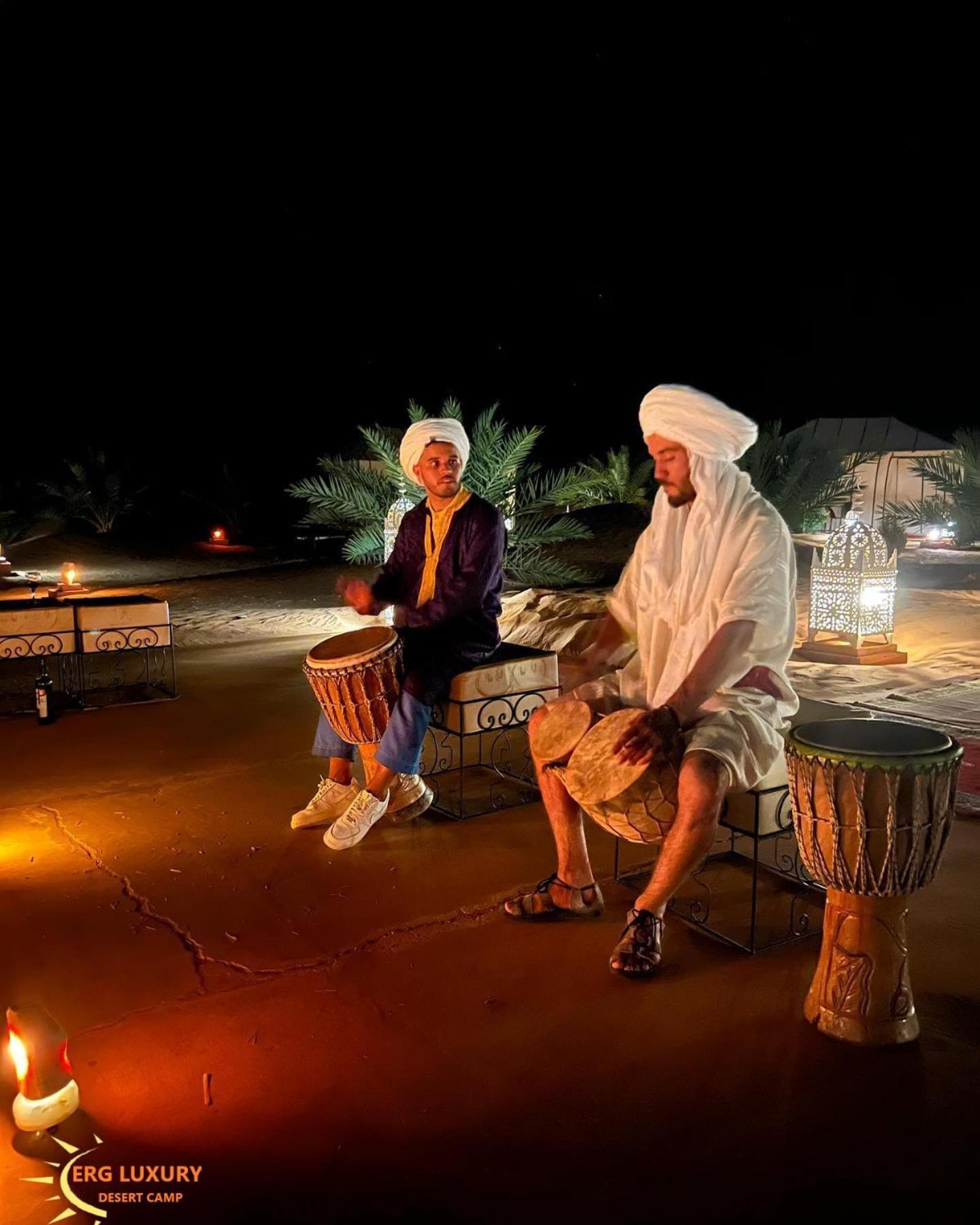 Hotel Dounia Luxury Camp à Merzouga Extérieur photo