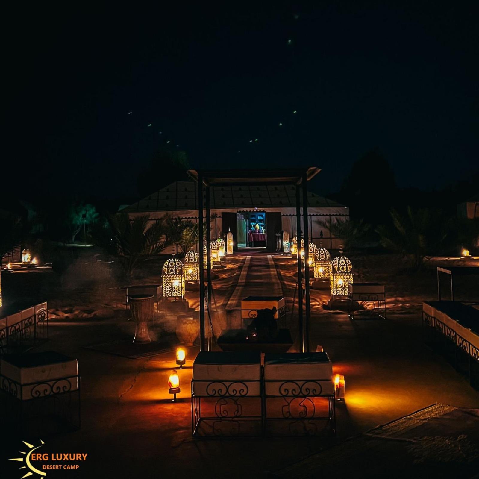 Hotel Dounia Luxury Camp à Merzouga Extérieur photo